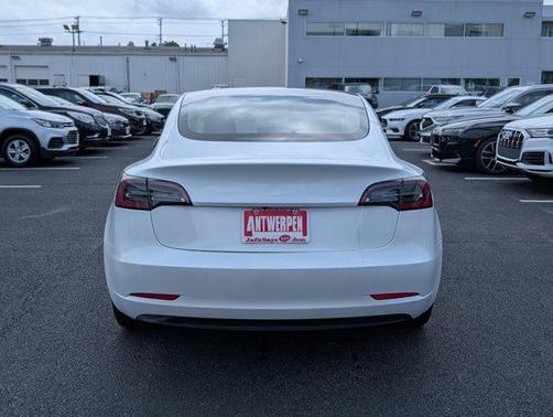 2022 Tesla Model 3 Standard Range