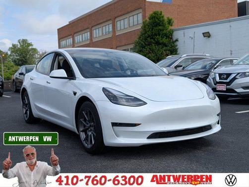 2022 Tesla Model 3 Standard Range