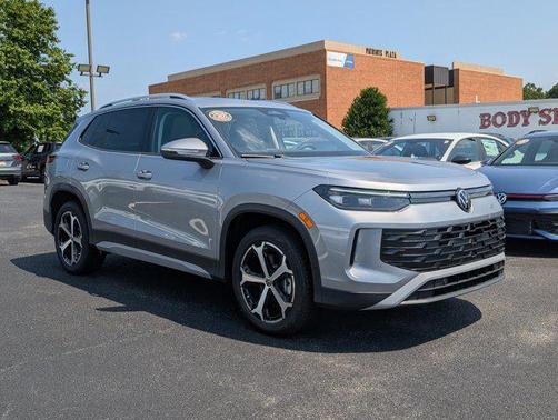 2025 Volkswagen Tiguan 2.0T SE 4MOTION