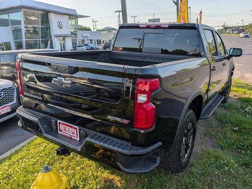 Black 2025 Chevrolet Silverado 1500 ZR2
