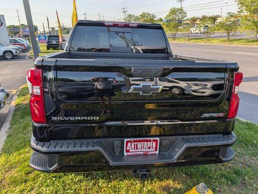 Black 2025 Chevrolet Silverado 1500 ZR2