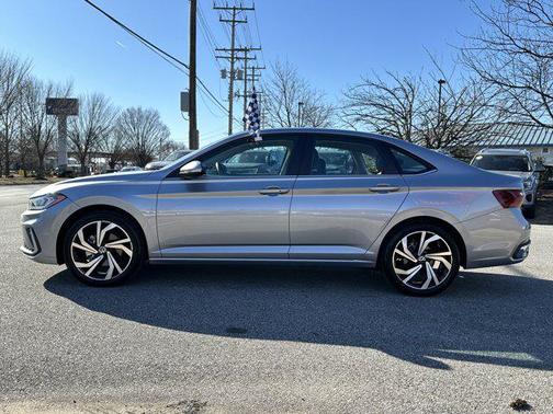 2025 Volkswagen Jetta 1.5T SEL