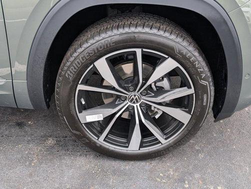 2026 Volkswagen Atlas 2.0T SEL Premium R-Line 4MOTION