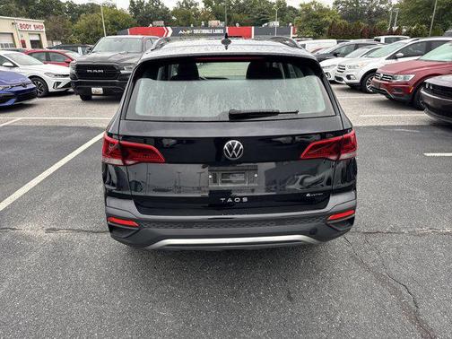 2024 Volkswagen Taos 1.5T S
