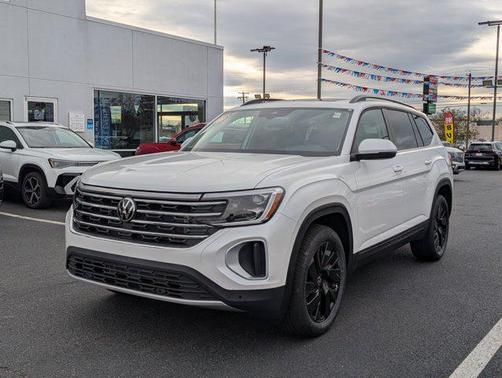 2026 Volkswagen Atlas 2.0T SE w/Technology 4MOTION
