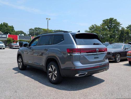 2025 Volkswagen Atlas 2.0T SE