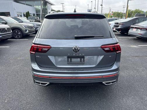 2024 Volkswagen Tiguan 2.0T SEL R-Line 4MOTION