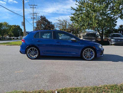 2024 Volkswagen Golf R 2.0T Manual