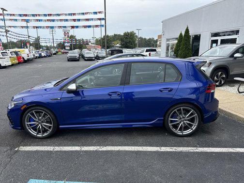 2024 Volkswagen Golf R 2.0T Manual