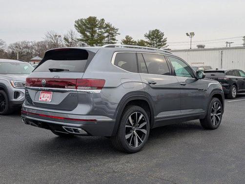2025 Volkswagen Atlas 2.0T SEL Premium R-Line 4MOTION
