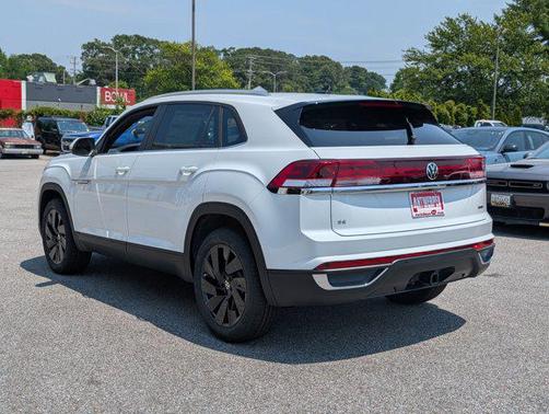 2025 Volkswagen Atlas Cross Sport 2.0T SE w/Technology 4MOTION