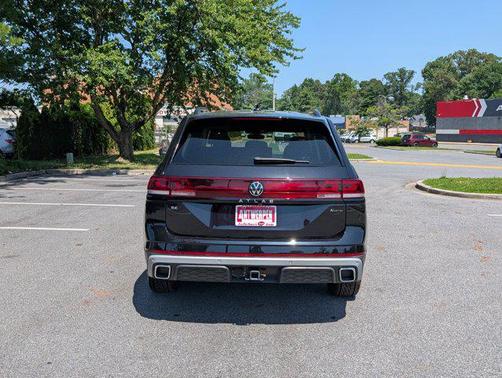 2024 Volkswagen Atlas 2.0T SE w/Technology 4MOTION