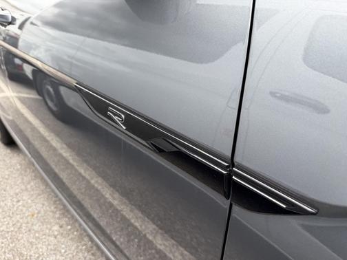 Platinum Gray Metallic 2023 Volkswagen Atlas 3.6L SEL