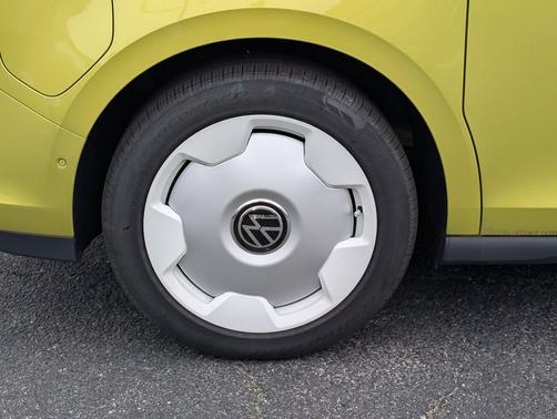 Pomelo Yellow 2025 Volkswagen ID. Buzz 1st Edition with 4MOTION