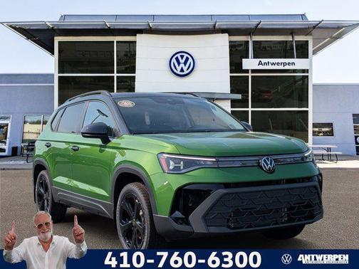 2025 Volkswagen Taos 1.5T SE Black