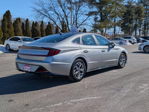 2021 Hyundai SONATA SEL