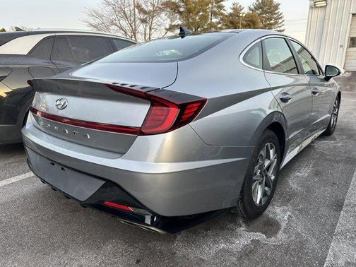2021 Hyundai SONATA SEL