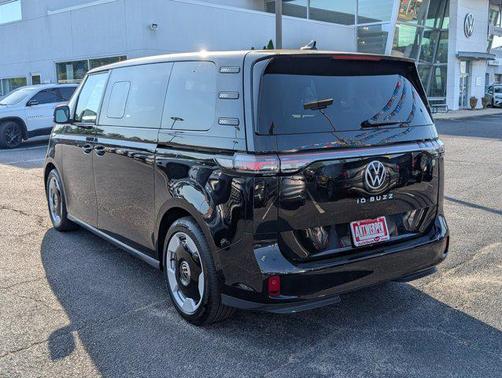 Deep Black Pearl 2025 Volkswagen ID. Buzz Pro S