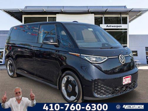 Deep Black Pearl 2025 Volkswagen ID. Buzz Pro S
