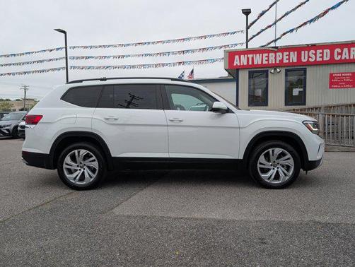 2022 Volkswagen Atlas 3.6L SE w/Technology