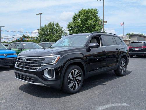 2025 Volkswagen Atlas 2.0T SE w/Technology 4MOTION