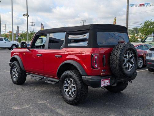 2024 Ford Bronco Badlands