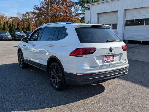 2023 Volkswagen Tiguan 2.0T SE