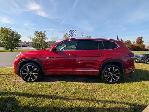 2025 Volkswagen Atlas 2.0T SEL Premium R-Line 4MOTION