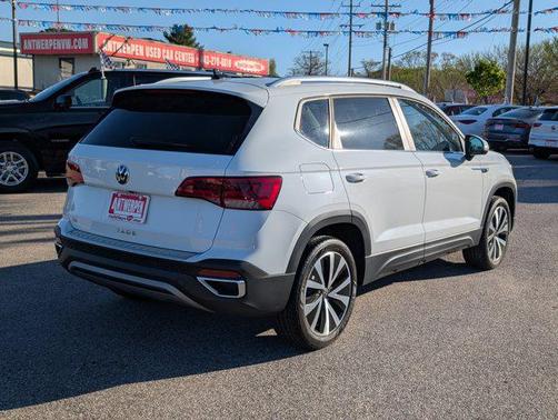 2022 Volkswagen Taos 1.5T SE