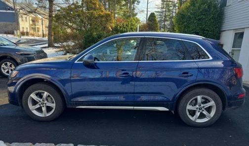 2023 Audi Q5 40 Premium