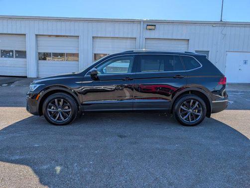 2022 Volkswagen Tiguan 2.0T SE 4MOTION