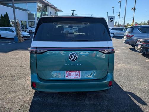 Mahi Green 2025 Volkswagen ID. Buzz 1st Edition with 4MOTION