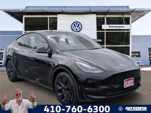 Solid Black 2025 Tesla Model Y Long Range Dual Motor All-Wheel Drive