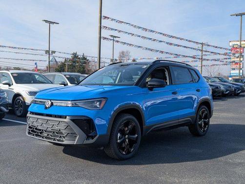 2025 Volkswagen Taos 1.5T SE Black