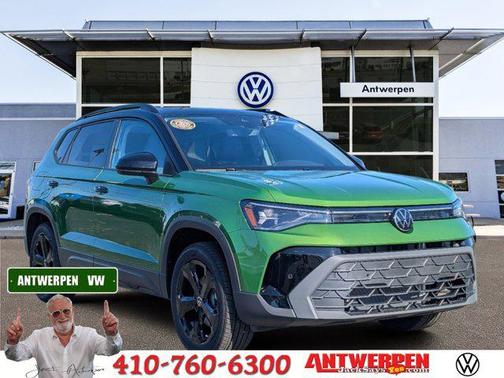 2025 Volkswagen Taos 1.5T SE Black