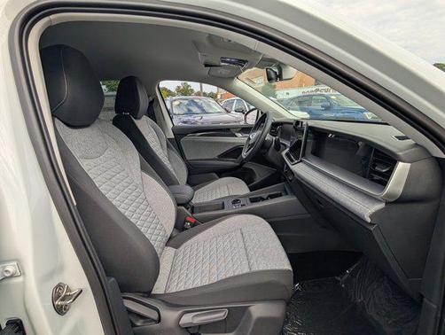 2025 Volkswagen Tiguan 2.0T S