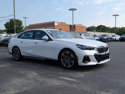 2025 BMW 530 i