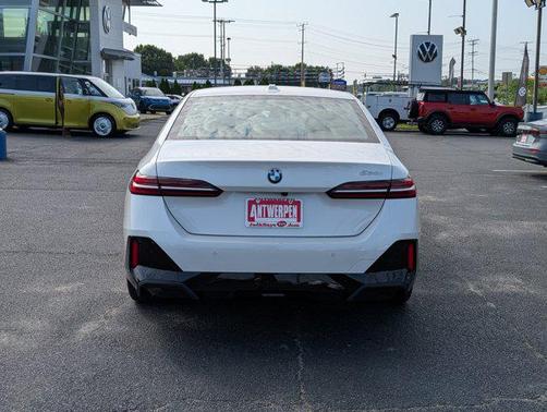 2025 BMW 530 i