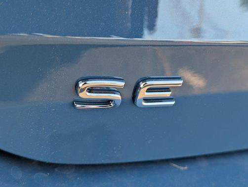 Monterey Blue Pearl 2026 Volkswagen Taos SE