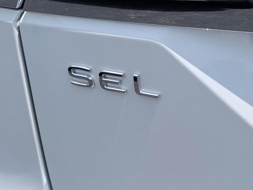 opal white pearl 2026 Volkswagen Atlas 2.0T SEL