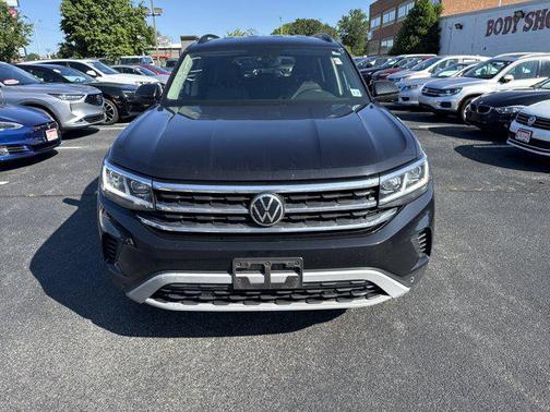 2022 Volkswagen Atlas 3.6L SE w/Technology