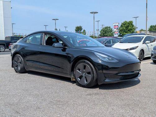 2023 Tesla Model 3 Long Range