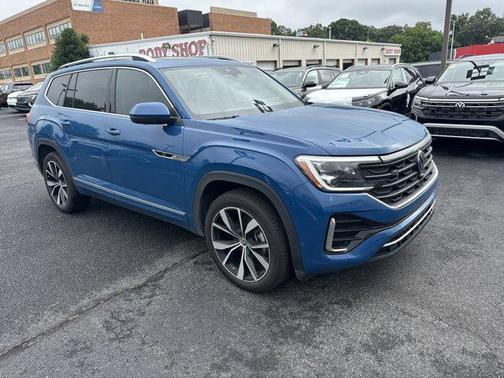 2025 Volkswagen Atlas 2.0T SEL Premium R-Line 4MOTION
