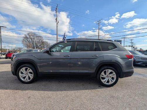 2023 Volkswagen Atlas 3.6L SE w/Technology
