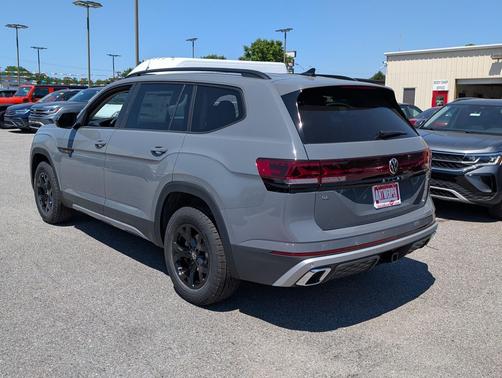 pure gray 2026 Volkswagen Atlas Peak Edition