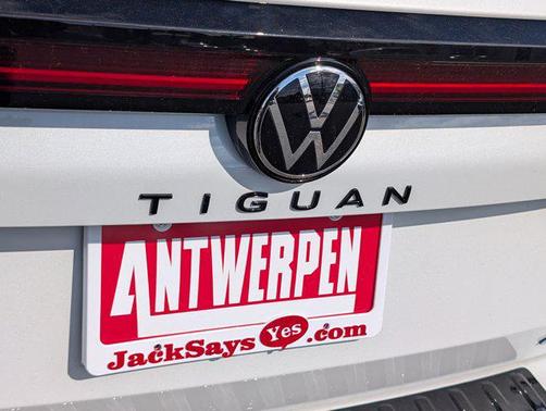 Opal White W/Deep Black Roof 2026 Volkswagen Tiguan 2.0T SE R-Line Black 4MOTION