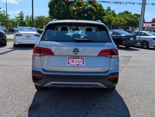 Pyrite Silver Metallic 2023 Volkswagen Taos 1.5T S