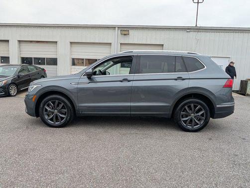 2022 Volkswagen Tiguan 2.0T SE 4MOTION