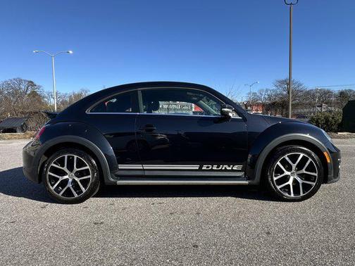2016 Volkswagen Beetle 1.8T Dune