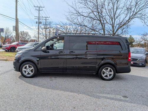 2018 Mercedes-Benz Metris Base